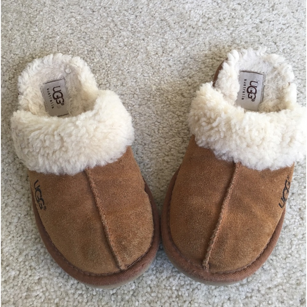 Kids UGG slippers!